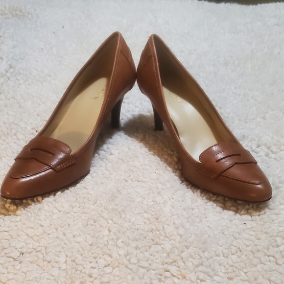 Women shoes - Picture 2 of 2